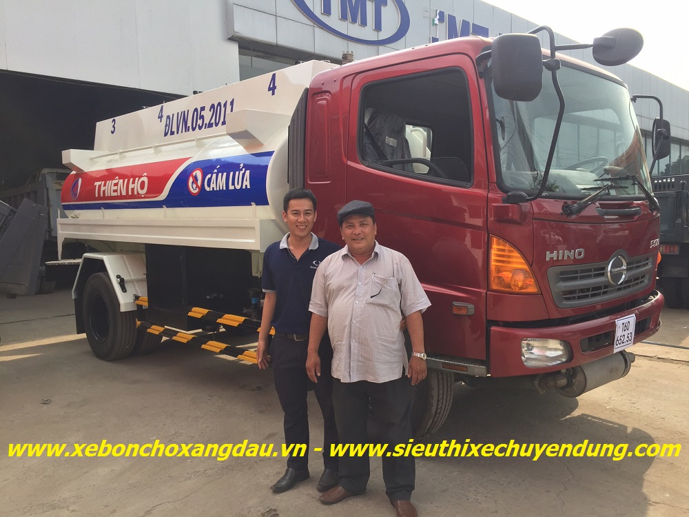 BÀN GIAO XE BỒN HINO 11M3 CHO KHÁCH HÀNG
