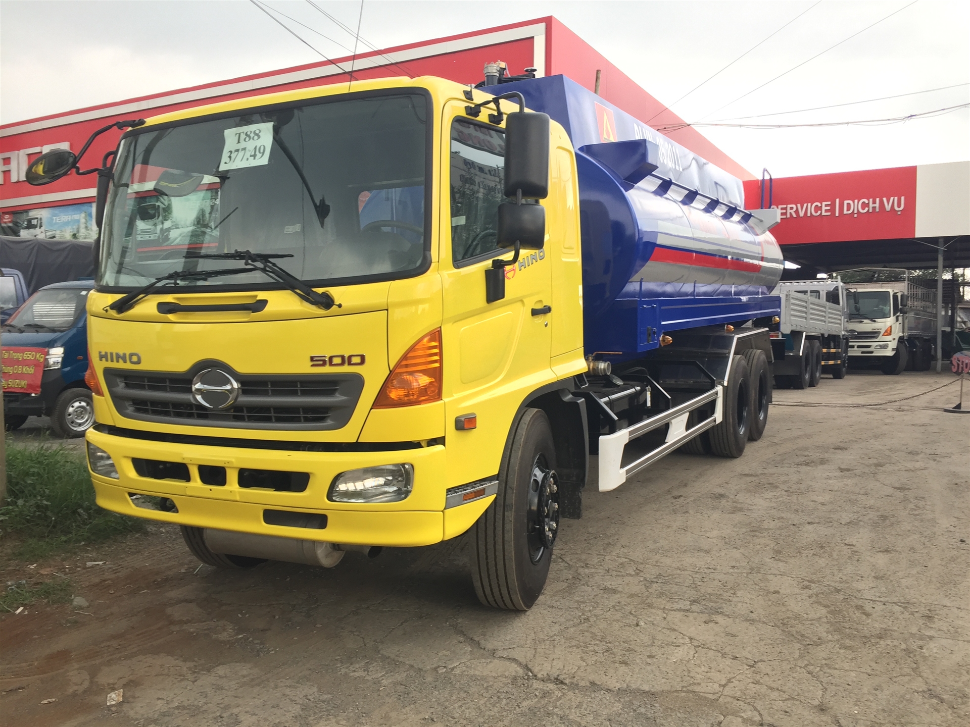 Xe bồn Hino 20 khối chở xăng dầu