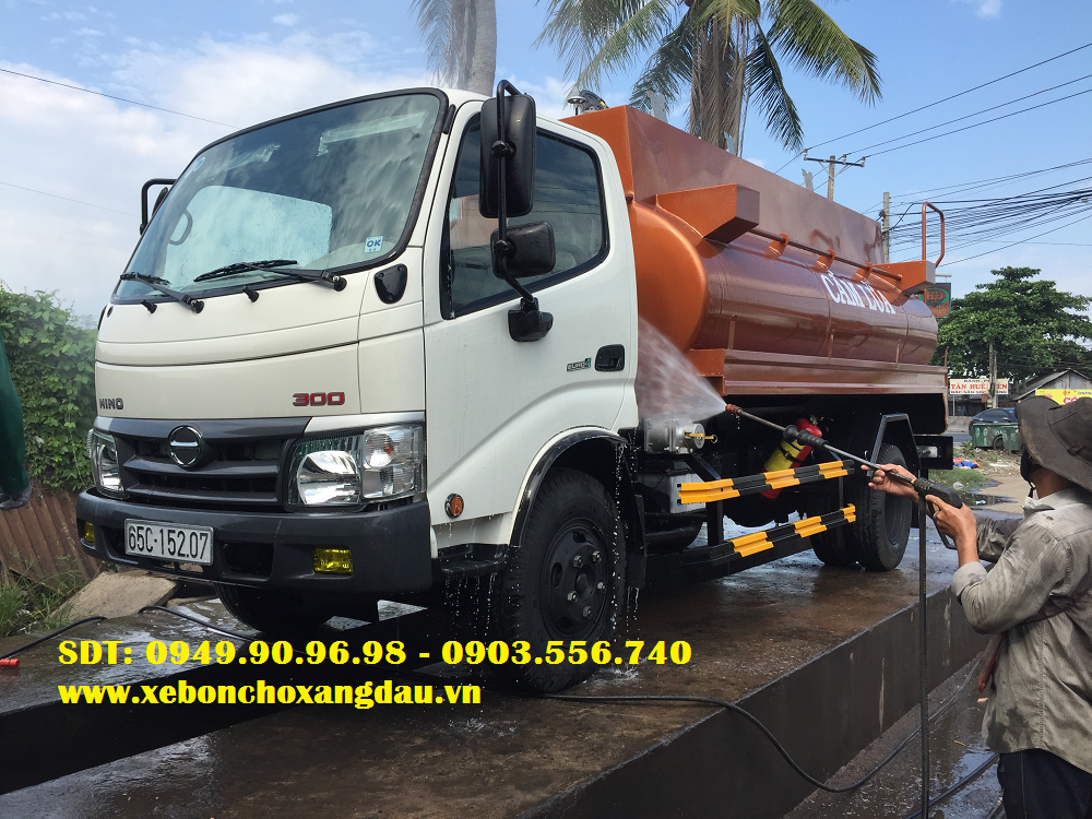 Xe bồn 6 khối Hino XZU342L - Ngôi vương không thể thay thế