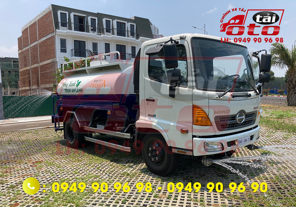 Bàn giao xe bồn phun nước Hino FC9JETC 6 khối