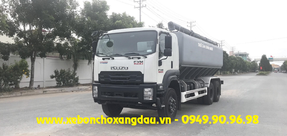 XE BỒN 3 CHÂN ISUZU FVM34TE4 CHỞ CÁM 24 KHỐI