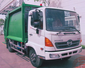 Xe ép rác Hino FC9JETC thùng 9 khối loại máng kẹt