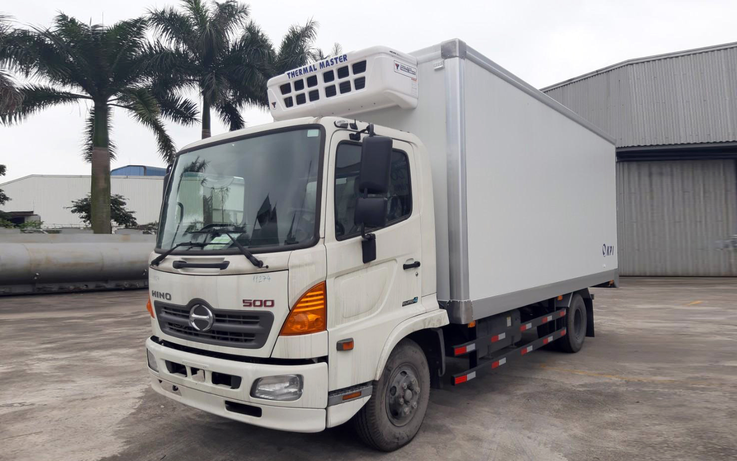 Xe đông lạnh 6T1 Hino FC9JJTC thùng dài 5m6