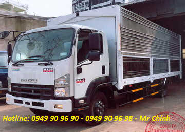 Xe ISUZU FRR90NE4 6 tấn thùng kín cánh dơi