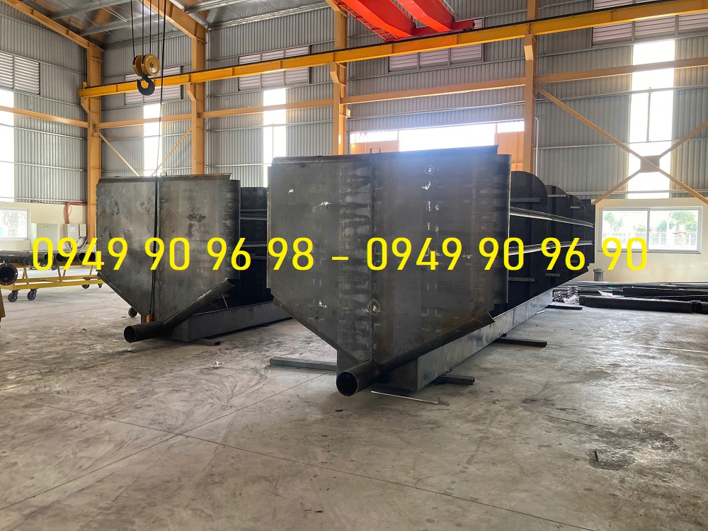 Hoán cải xe bồn chở cám Hyundai, giá xe bồn xitec UD Truck, cải tạo xe Dongfeng chở cám, hoán cải xe bồn chở thức ăn chăn nuôi JAC, Giá hoán cải xe bồn xitec chở cám, giá xe bồn chở cám 3 chân 15 tấn, giá bồn cám cải tạo, chi phí cải tạo xe chở thức ăn chăn nuôi